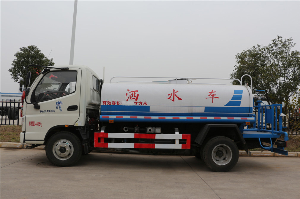福田时代(5方)洒水车