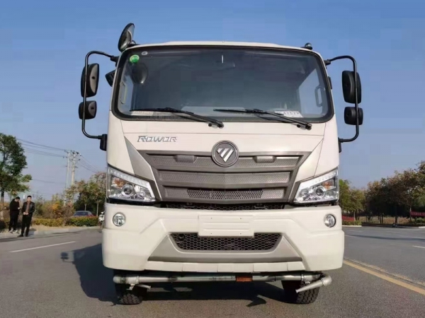 福田瑞沃洒水车(12吨)