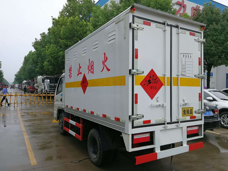 时风3米3(蓝牌)爆破车