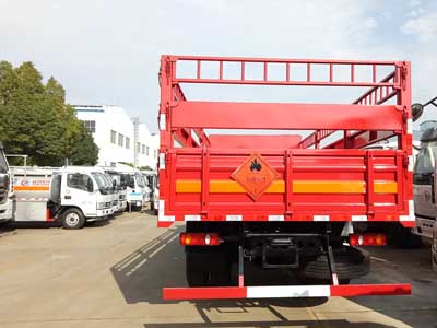 天锦6.6米(10.8吨)气瓶车