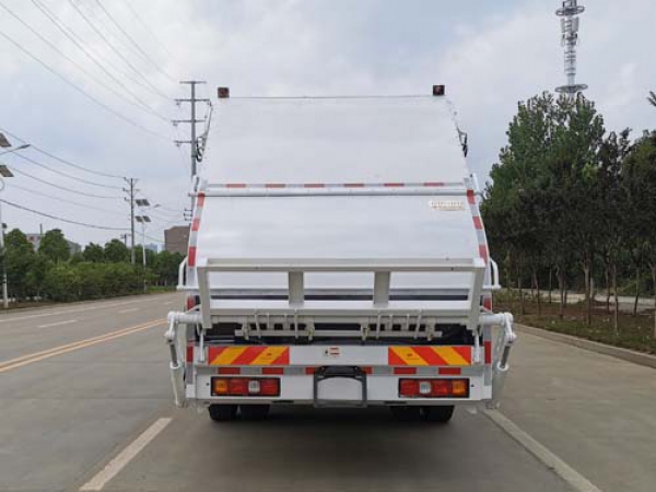 陕汽轩德国六12方压缩式垃圾车