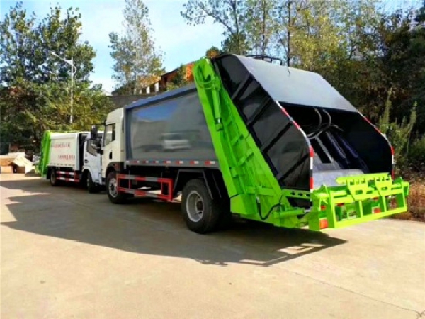 解放龙V国六12方压缩式垃圾车