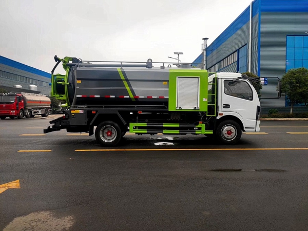 大多利卡D7清洗吸污10方 国六