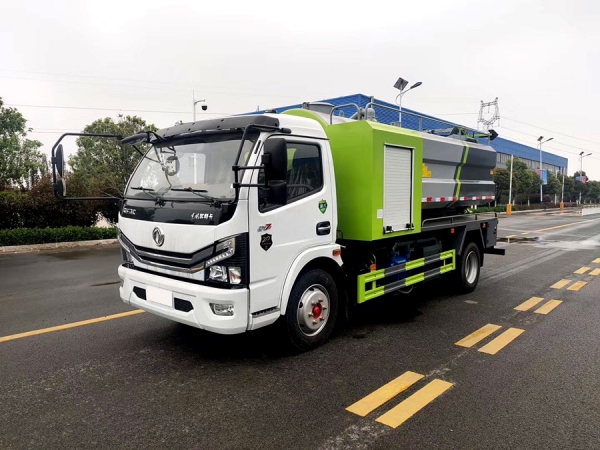 大多利卡D7清洗吸污10方 国六