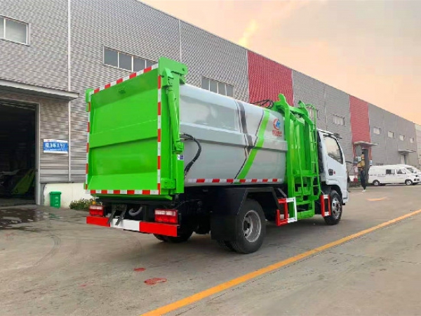 极速糖果威牌CLW5045ZZZKDL型自装卸式垃圾车