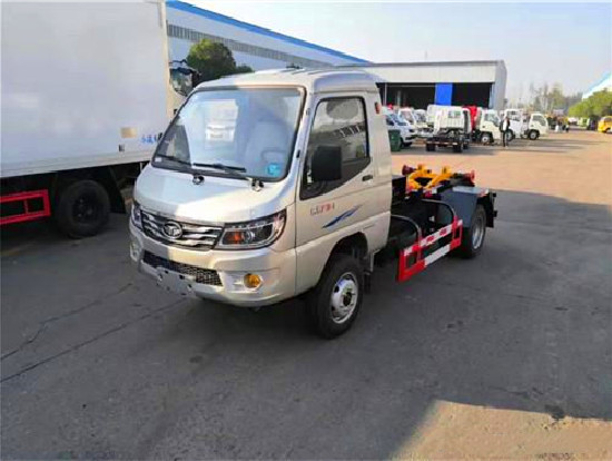 唐骏赛菱F3国六3方车厢可卸式(钩臂)垃圾车