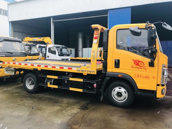 重汽豪沃平板清障车