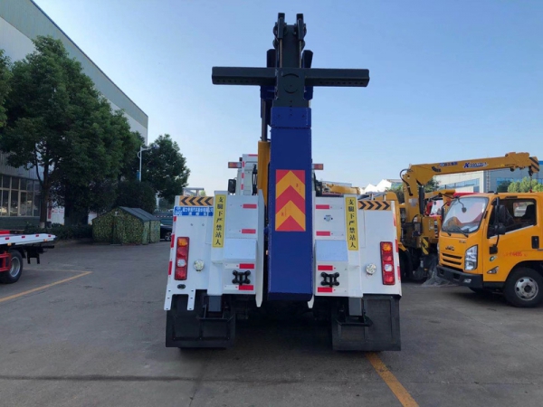 陕汽德龙20吨拖吊联体清障车