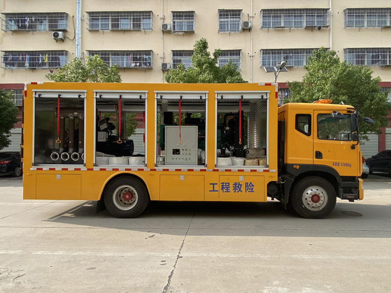 D9 2000-4000方排水车