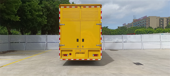 五十铃救险装备车