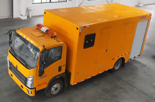 重汽小豪沃2000-3000方救险车