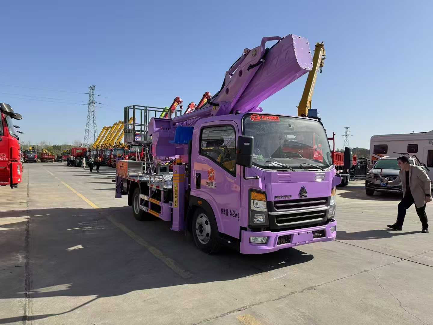 重汽豪沃33米高空作业车